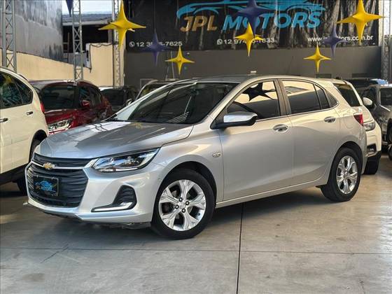 CHEVROLET ONIX 1.0 TURBO FLEX PREMIER AUTOMÁTICO CHEVROLET ONIX 1.0 TURBO FLEX PREMIER AUTOMÁTICO